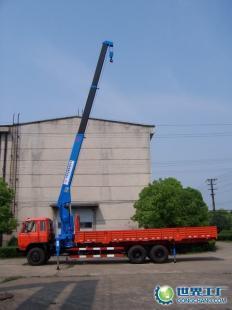 供應湖南常德12噸隨車吊機 高效便捷的機械搬運解決方案
